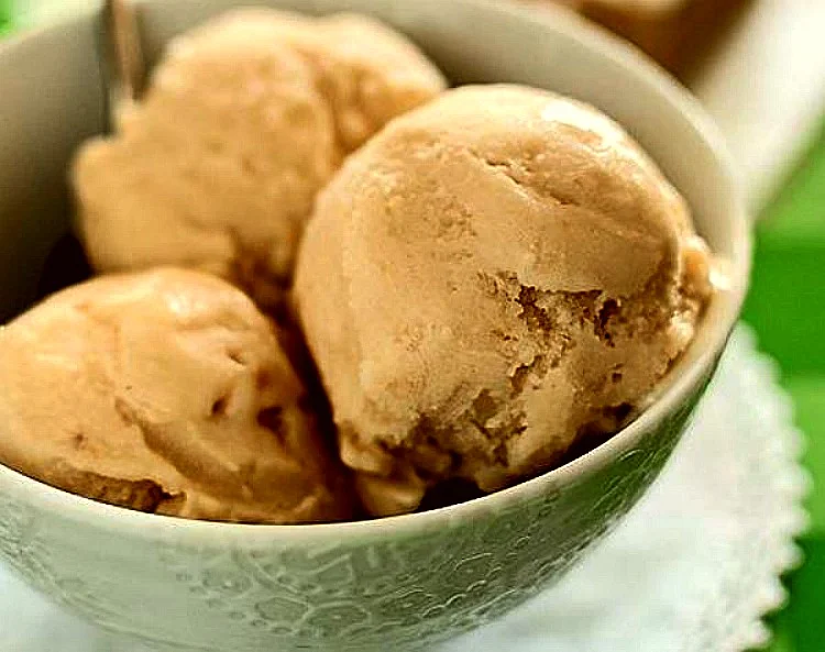 Receta de Turrón con helado casero
