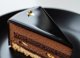 Entremet de chocolate café y avellanas Entremet de chocolate, café y avellana