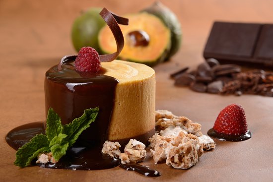 Crocante de lucma y chocolate